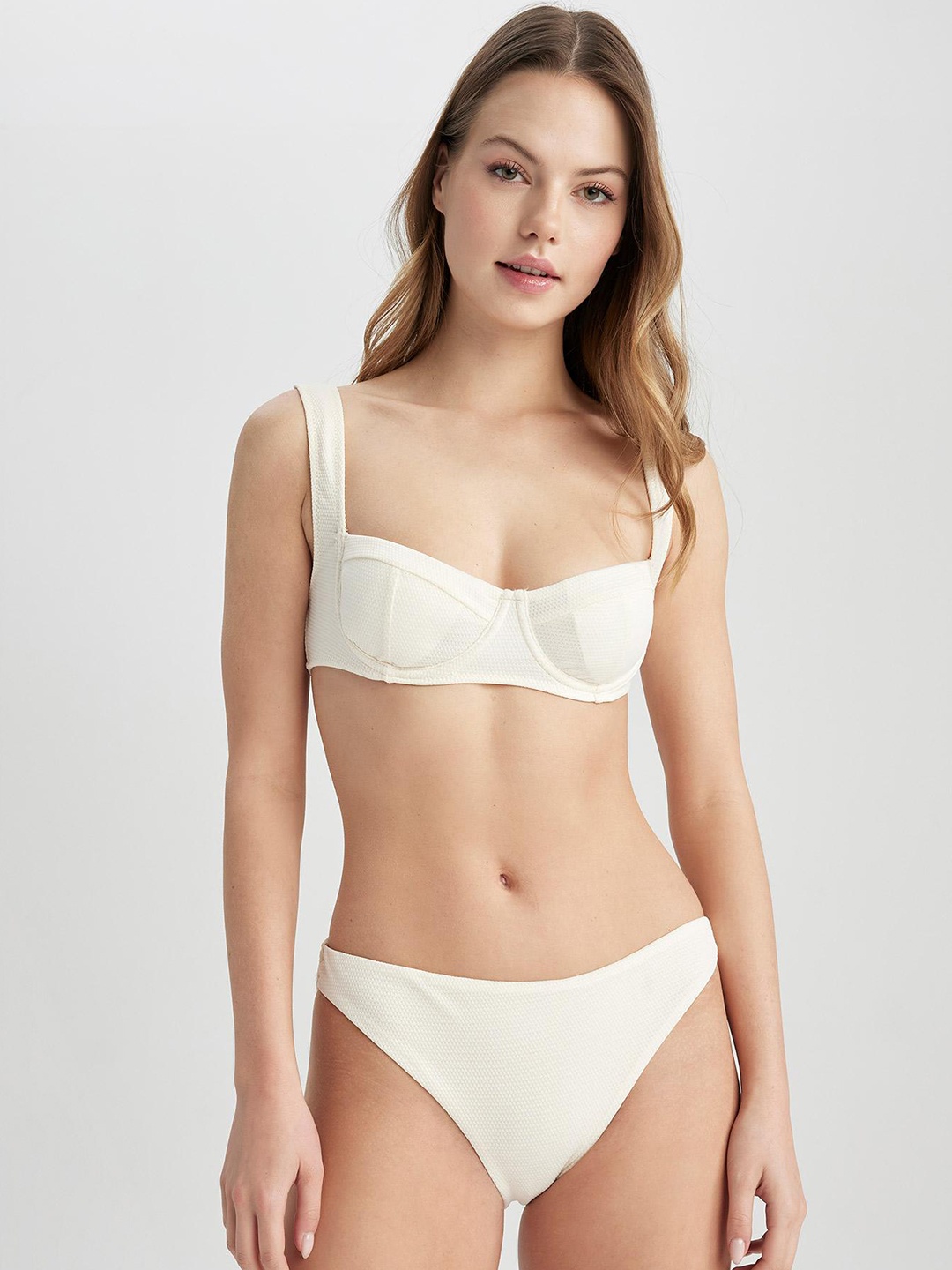 

DeFacto Self Design Full Coverage Swim Bikini Set, White