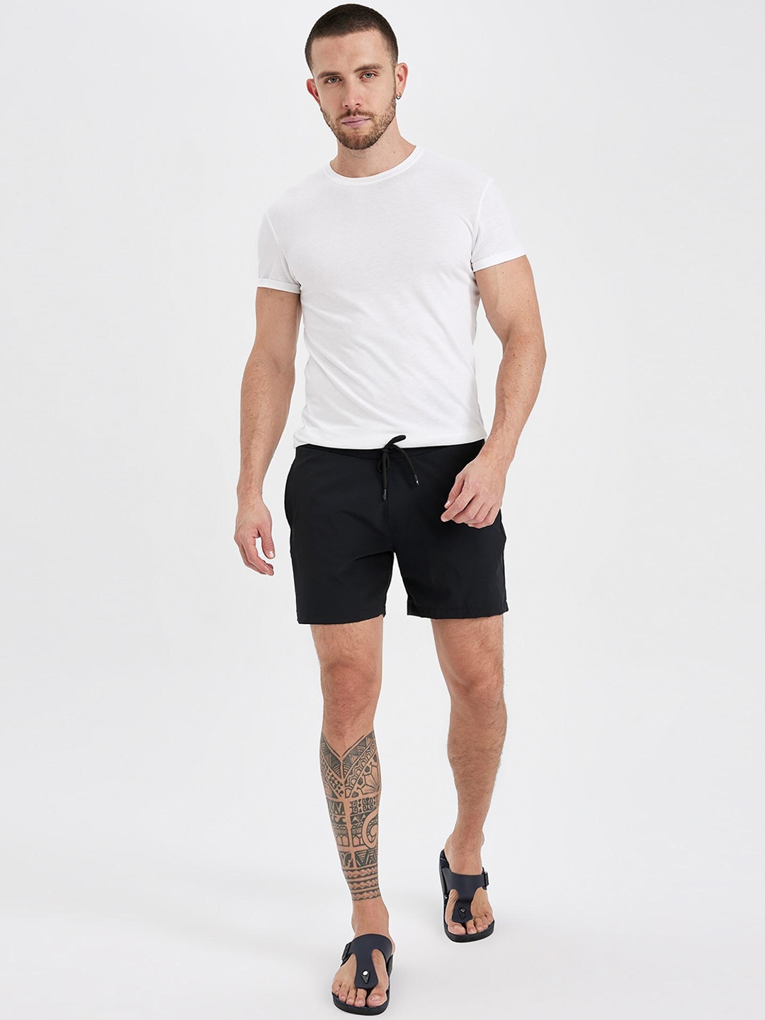 

DeFacto Men Regular Fit Shorts, Black