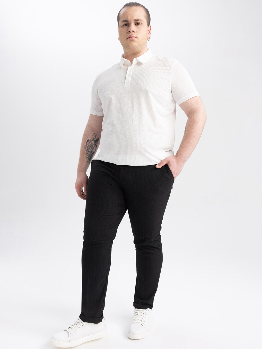 

DeFacto Men Plus Size Mid-Rise Cotton Trousers, Black