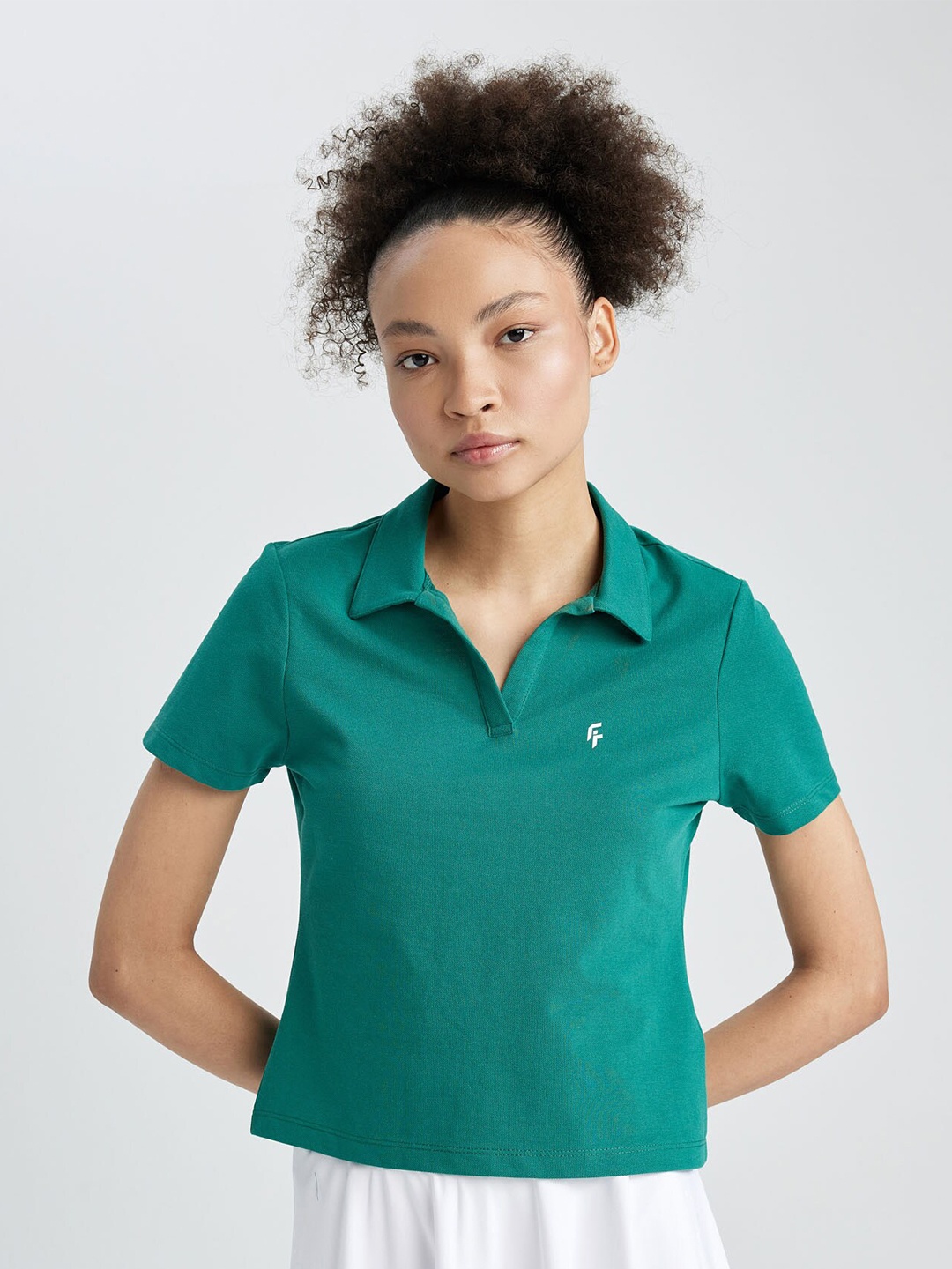 

DeFacto Polo Collar Short Sleeves T-shirt, Green