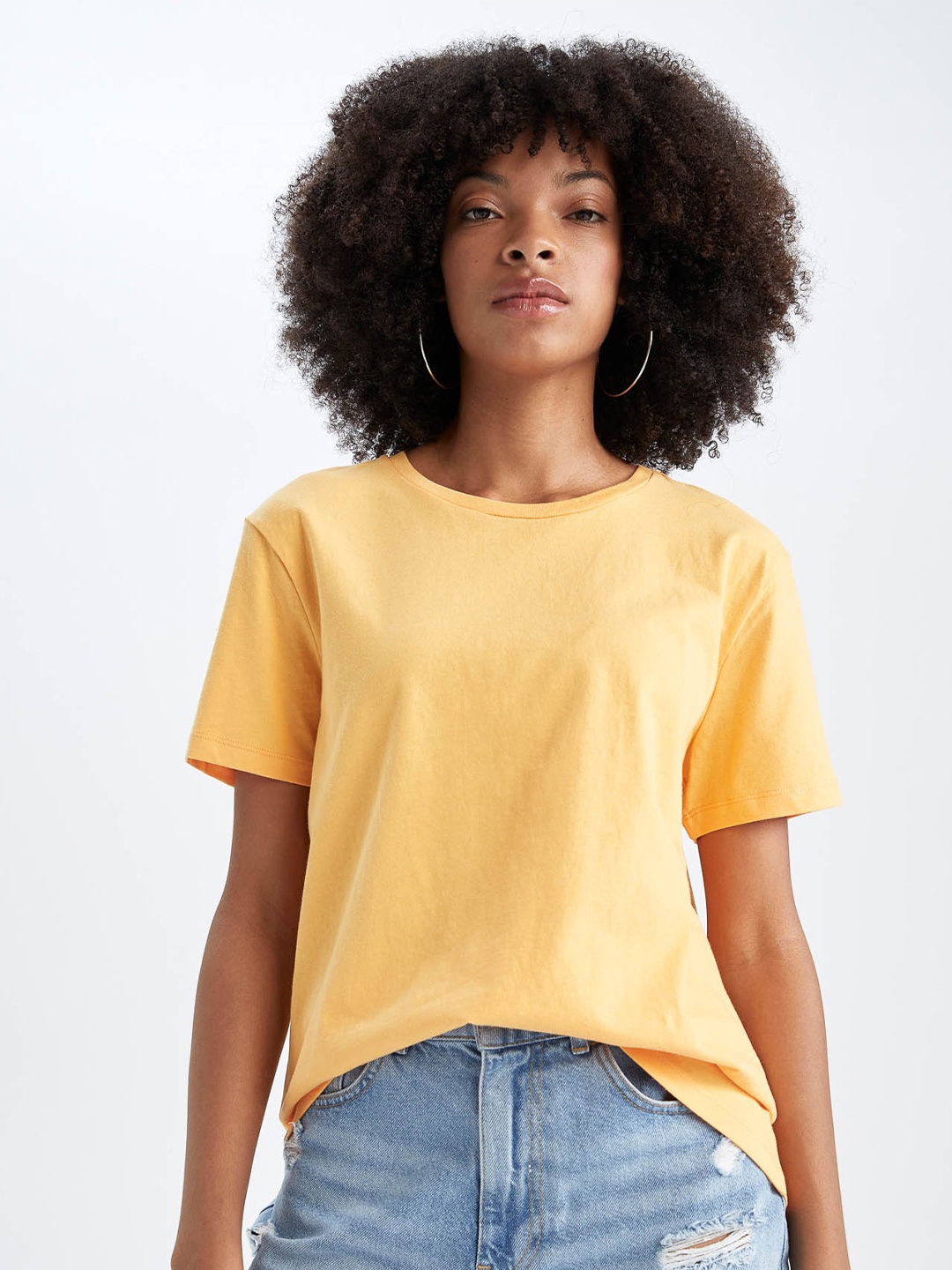 

DeFacto Round Neck Cotton T-Shirt, Yellow