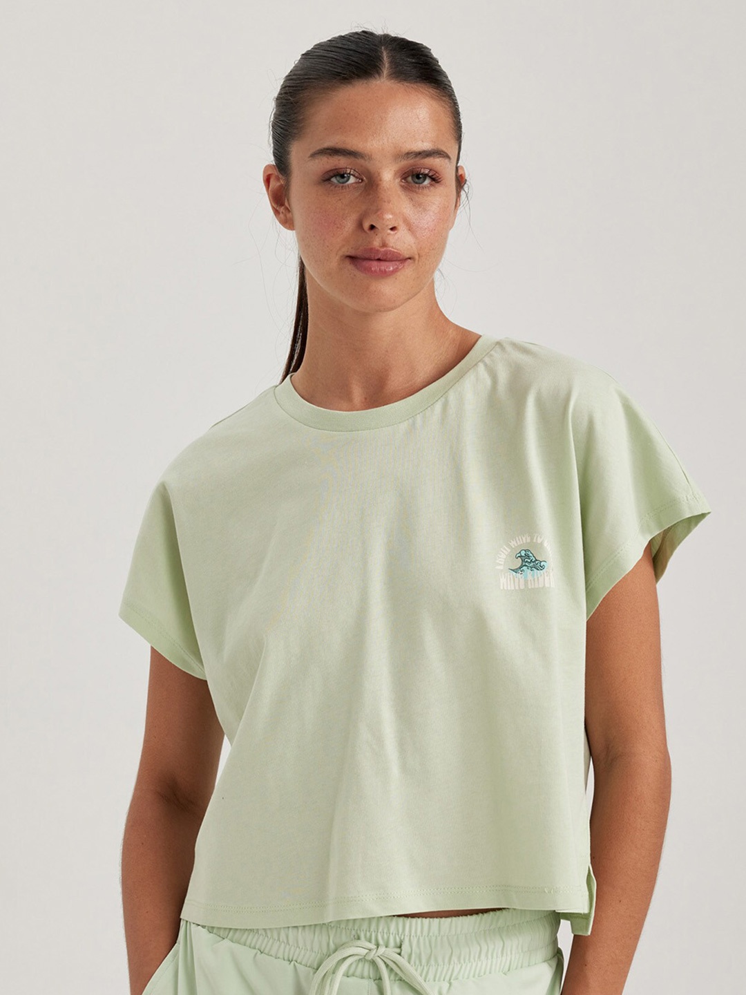 

DeFacto Extended Sleeves Pure Cotton T-shirt, Sea green
