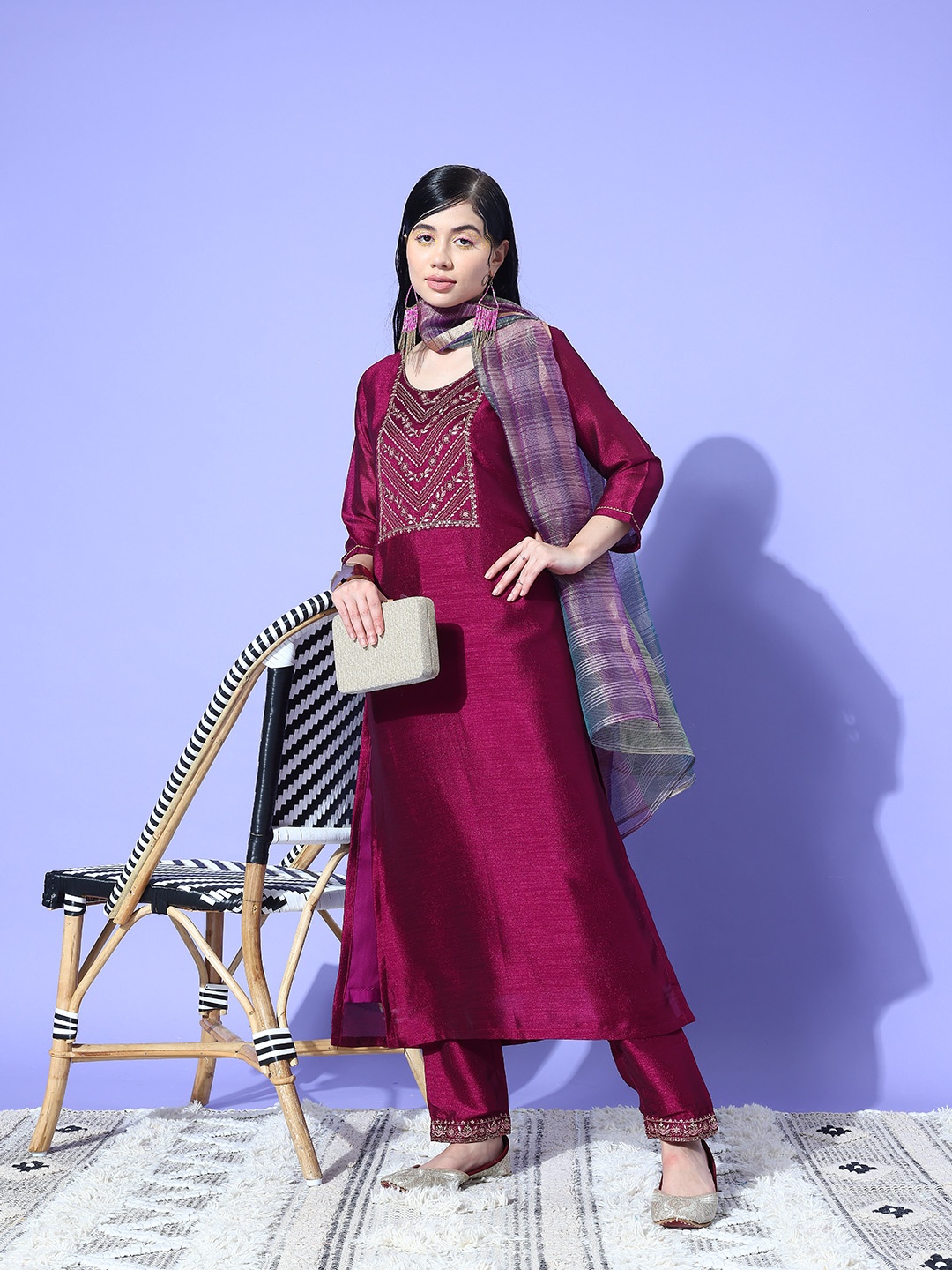 

SheWill Women Floral Embroidered Regular Kurta with Trousers & With Dupatta, Burgundy