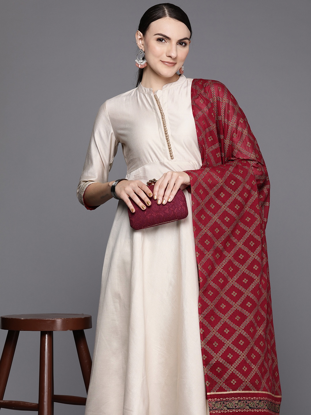 

Indo Era Women Empire Liva Kurta with Trousers & With Dupatta, Off white