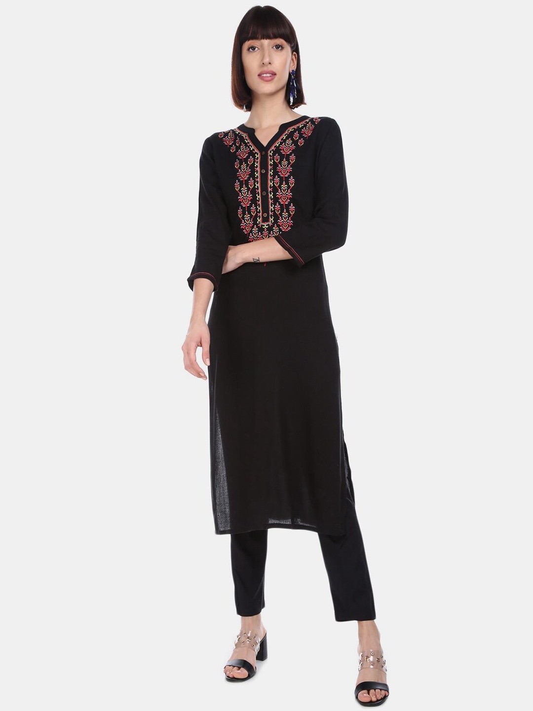 

V-Mart Yoke Design Embroidered Straight Kurta, Black