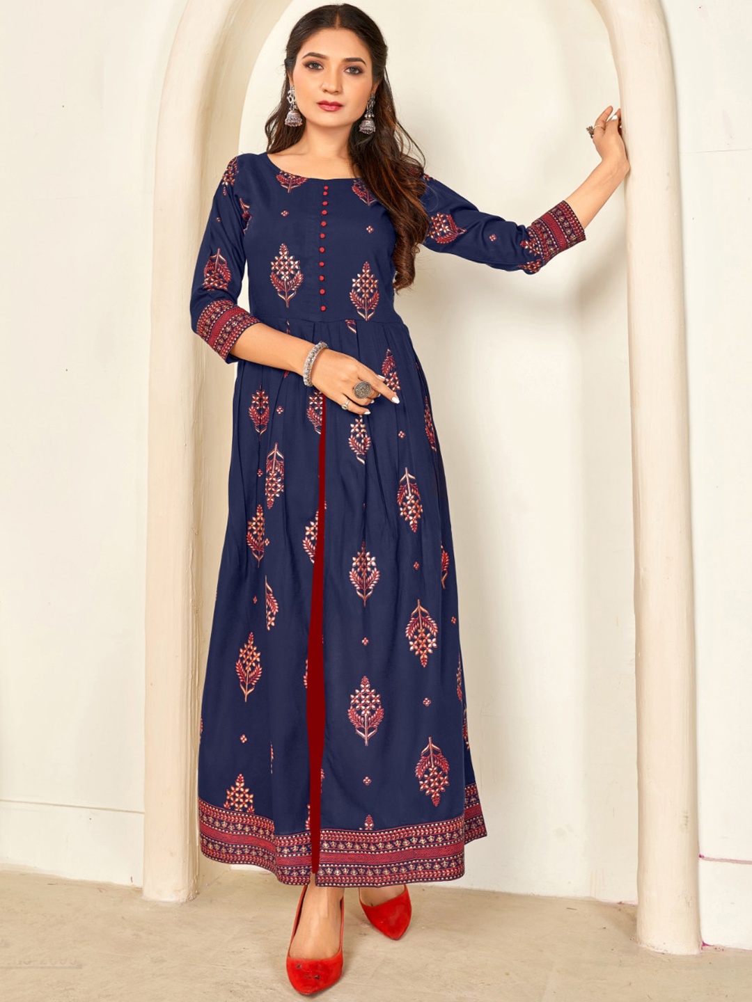 

Angroop Floral Printed Pleated A-Line Kurta, Navy blue