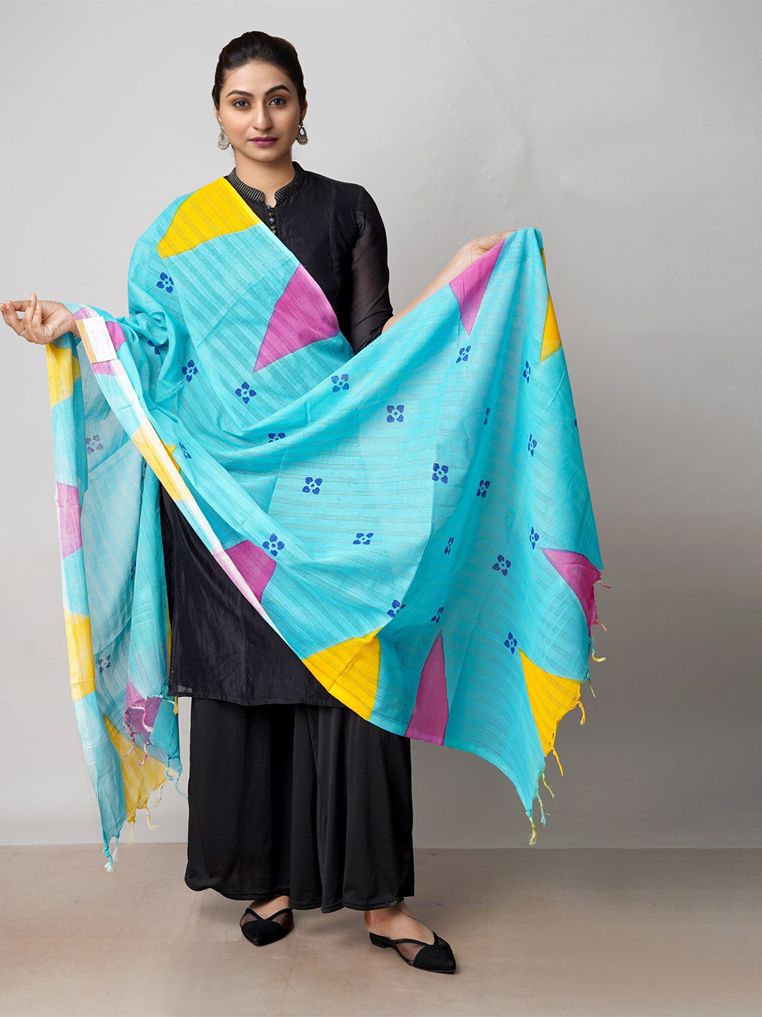 

Unnati Silks Blue & Yellow Printed Pure Cotton Block Print Dupatta