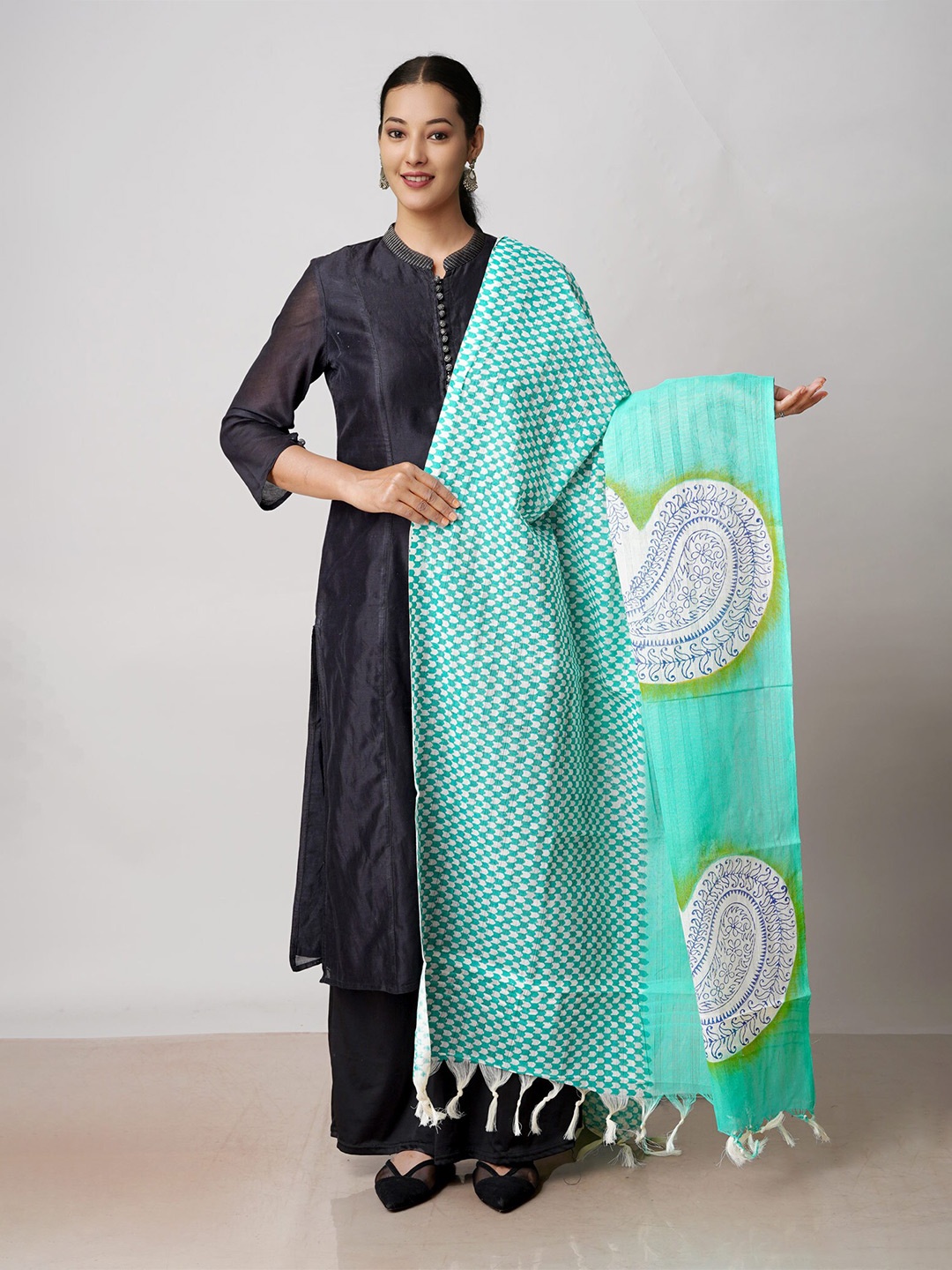 

Unnati Silks Paisley Printed Pure Cotton Block Print Dupatta, Green
