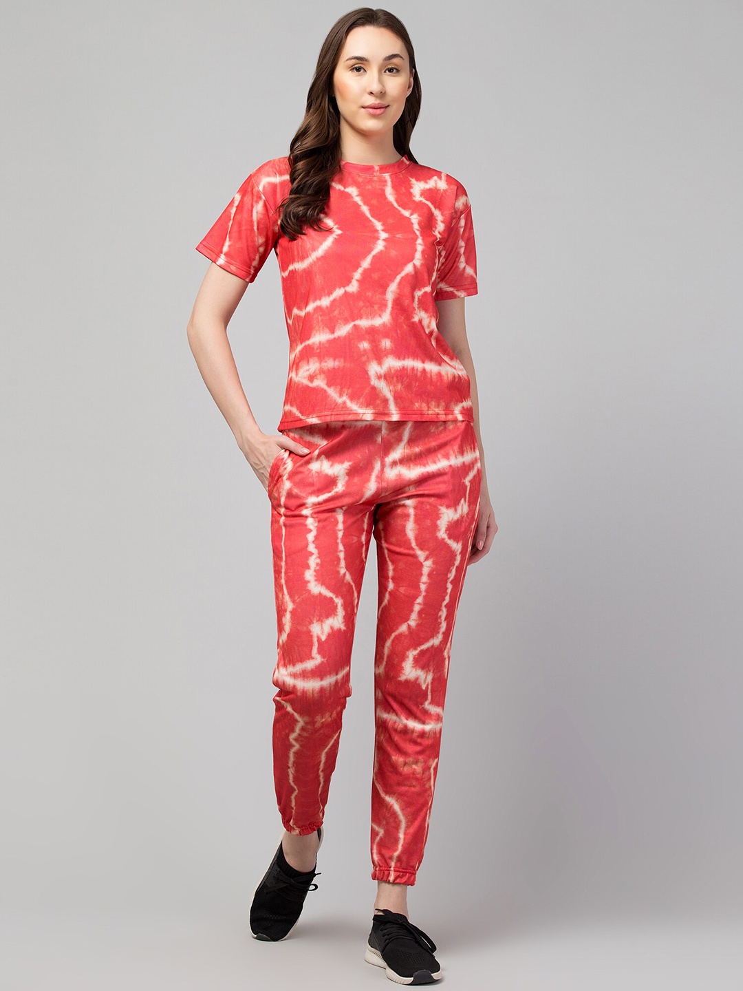 

FFLIRTYGO Tie & Dyed Tshirt With Trouser, Red