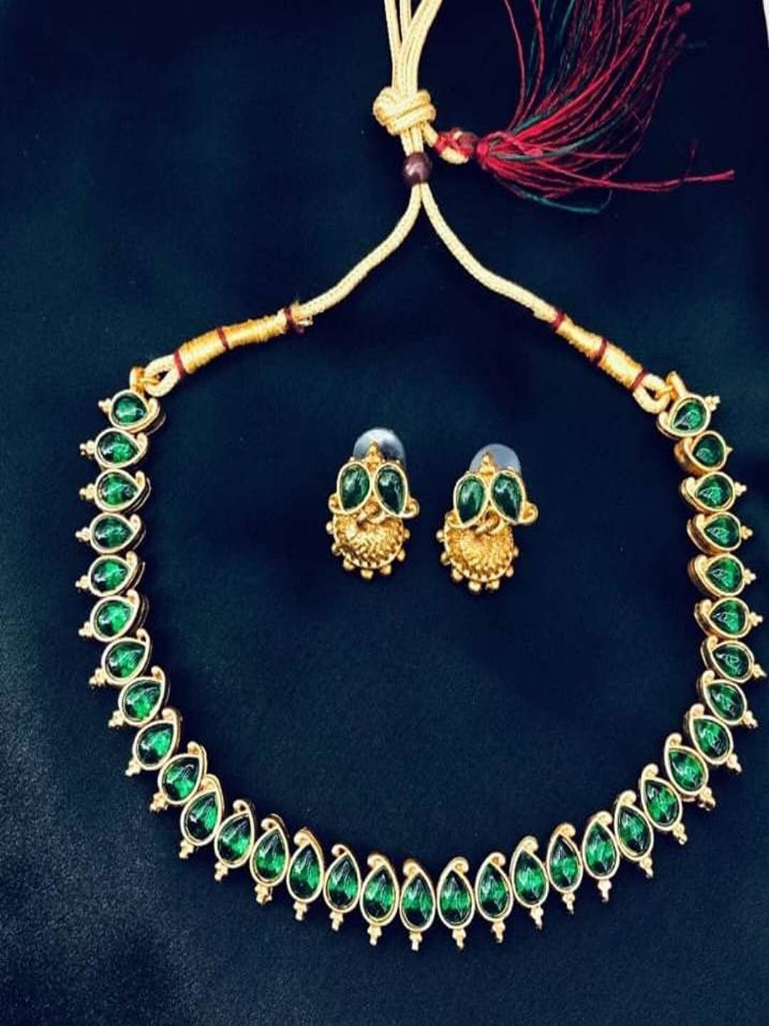 

JEWEL WORLD Gold-Plated Stone Studded & Beaded Necklace With Earrings
