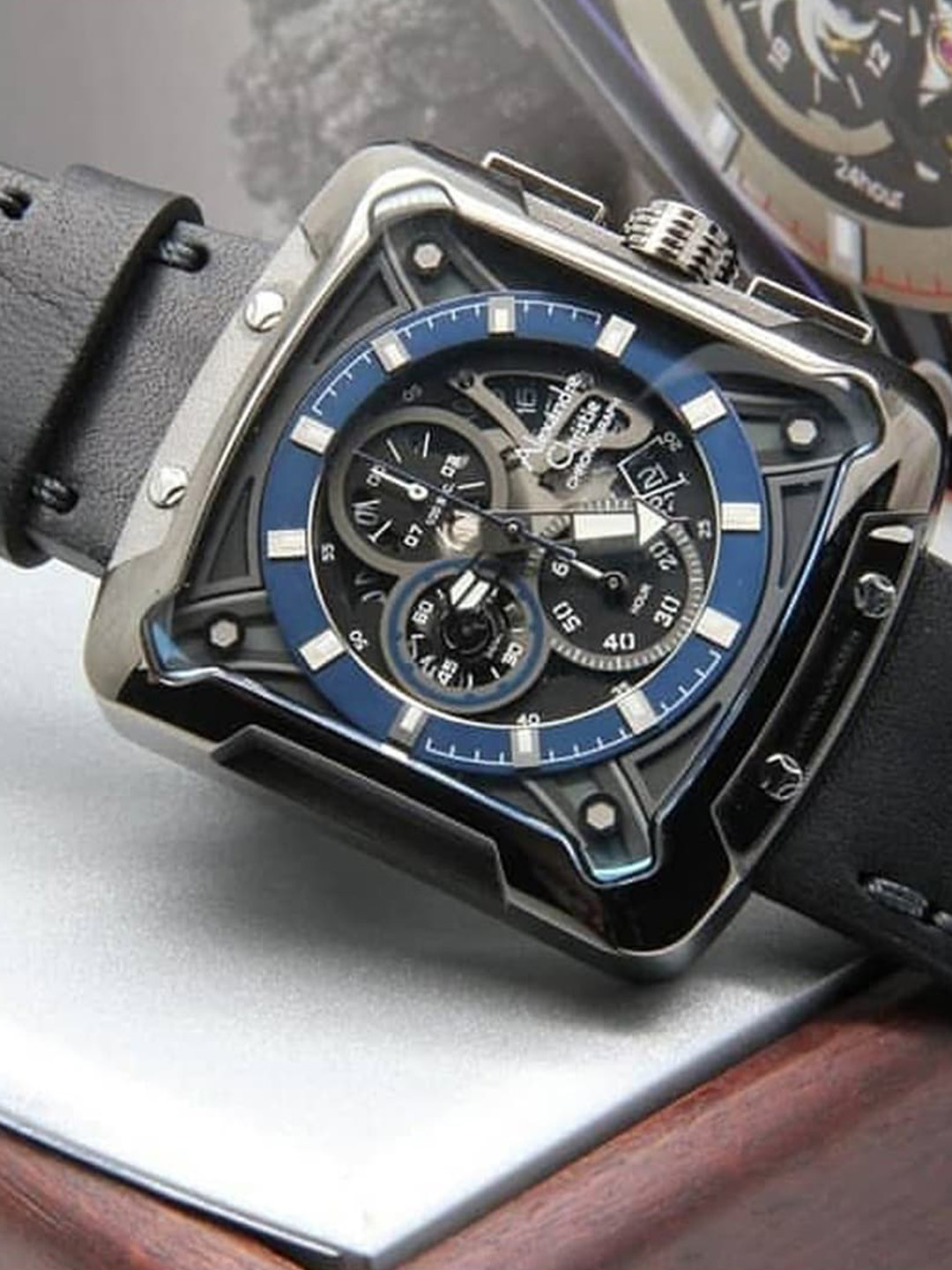 

Alexandre Christie Men Leather Straps Analogue Watch 3030MCLIGBU, Black