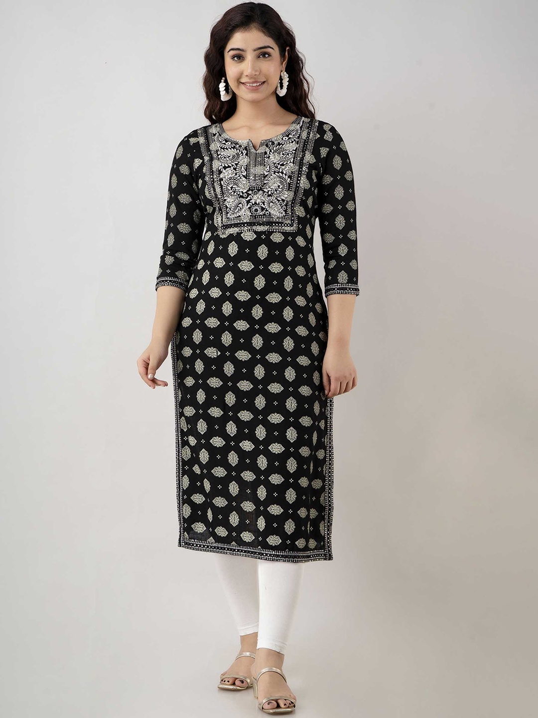 

FASHION DEPTH Geometric Flared Sleeves Anarkali Kurta, Black