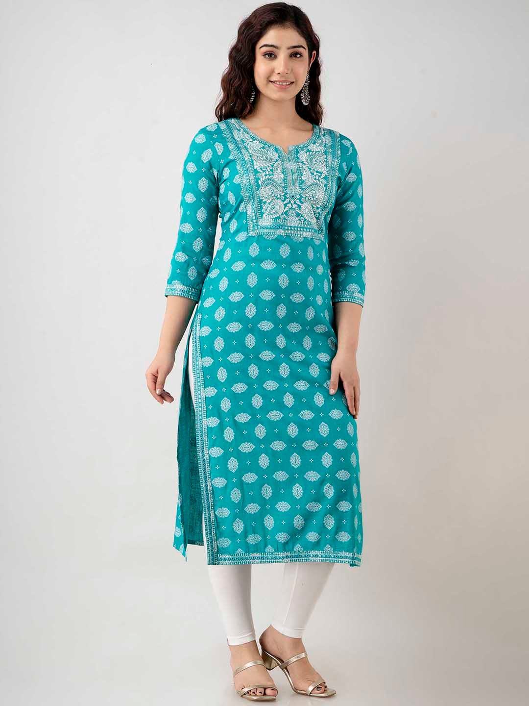 

FASHION DEPTH Ethnic Motifs Printed Sequined Straight Kurta, Turquoise blue