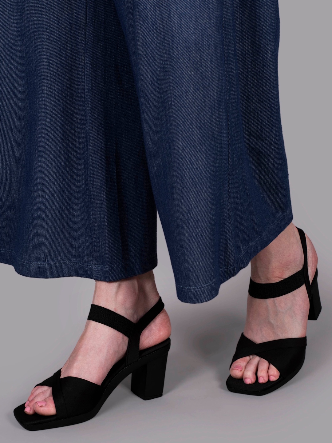 

sneakers villa Open Toe Block Heels, Black