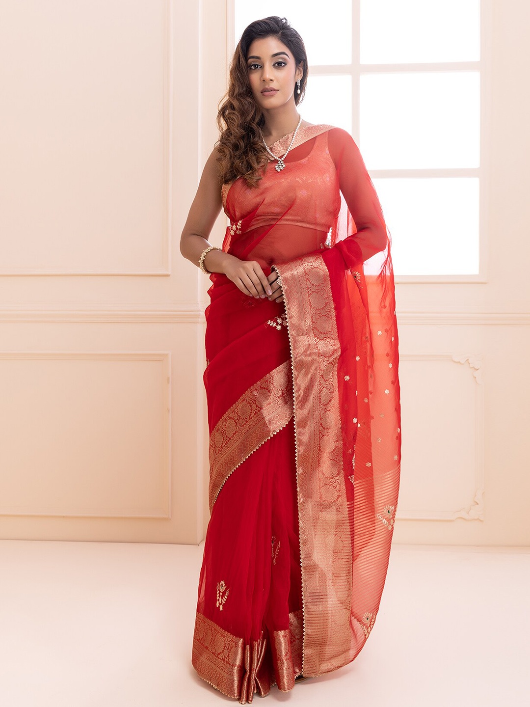 

Geroo Jaipur Floral Embroidered Zari Organza Banarasi Saree, Red