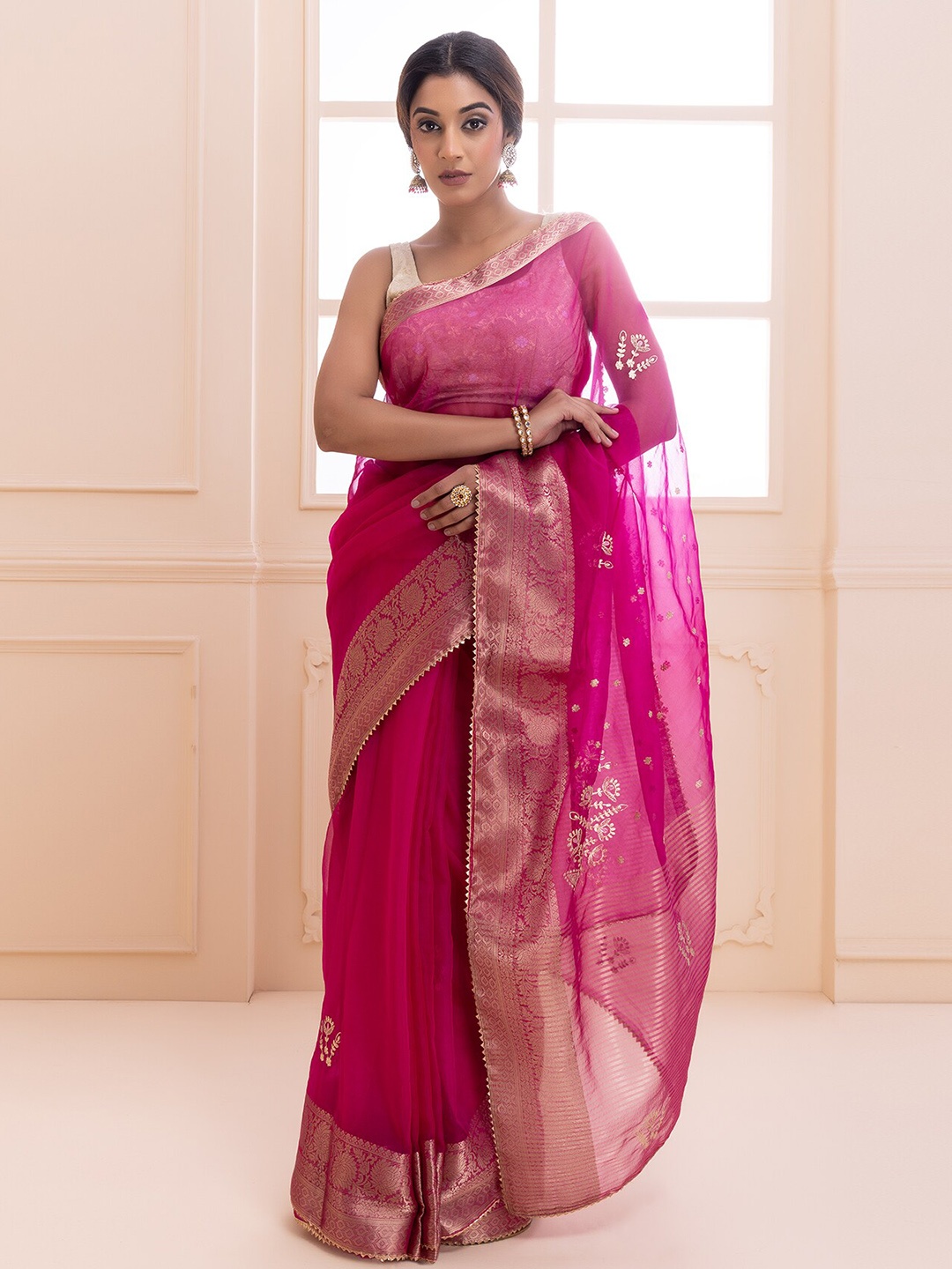 

Geroo Jaipur Ethnic Motifs Embroidered Gotta Patti Organza Banarasi Saree, Pink
