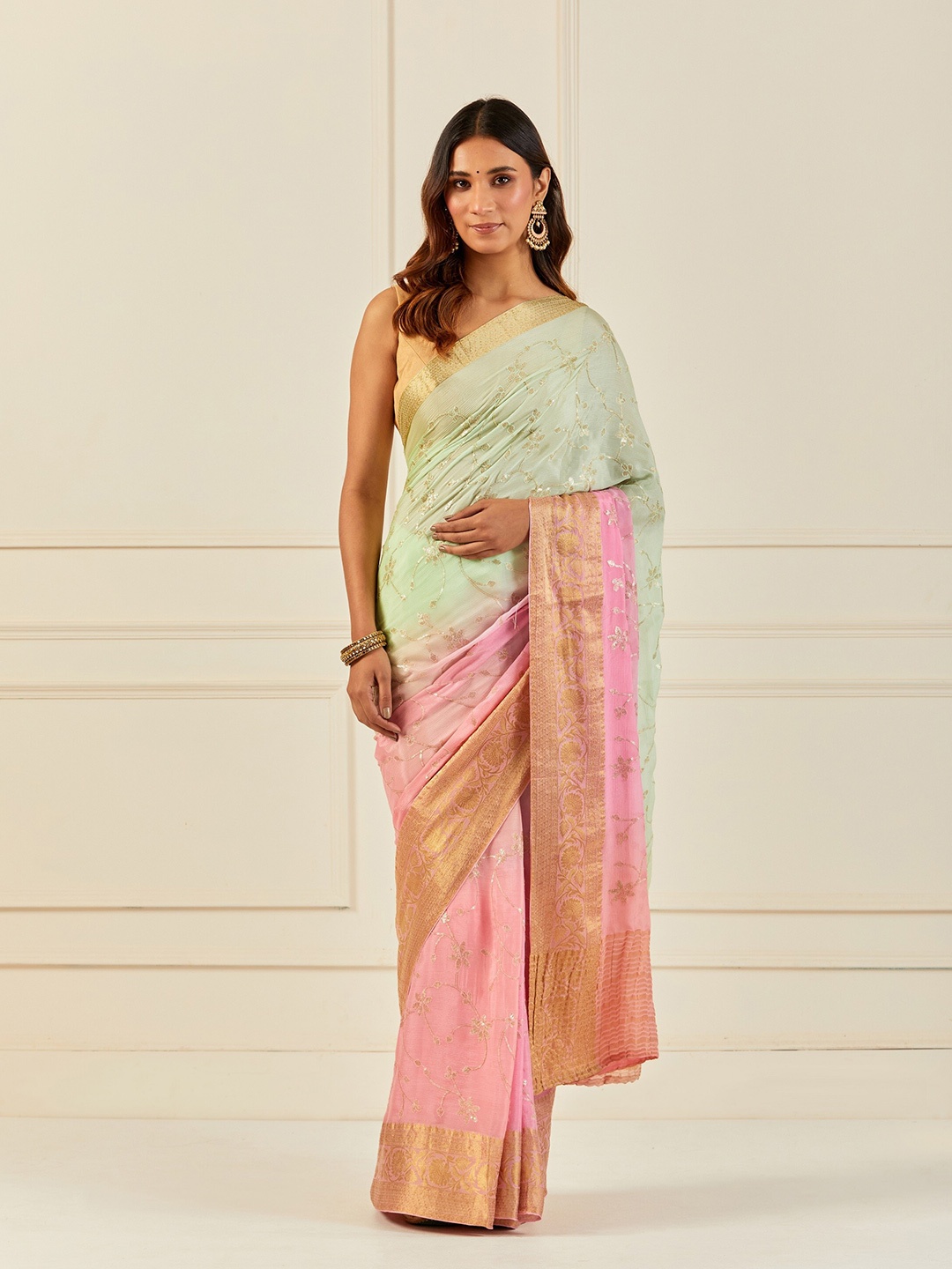

Geroo Jaipur Floral Sequinned Zari Pure Chiffon Saree With Blouse Piece, Pink