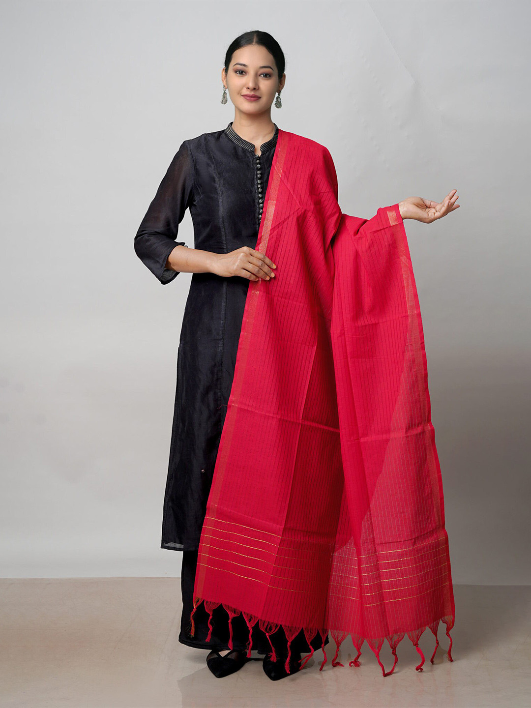 

Unnati Silks Striped Pure Cotton Mangalgiri Dupatta, Red