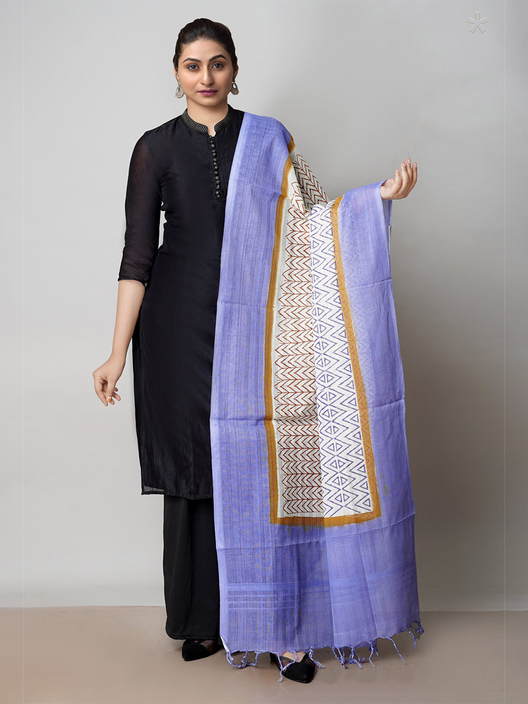 

Unnati Silks Ethnic Motifs Block Printed Pure Cotton Dupatta, Cream