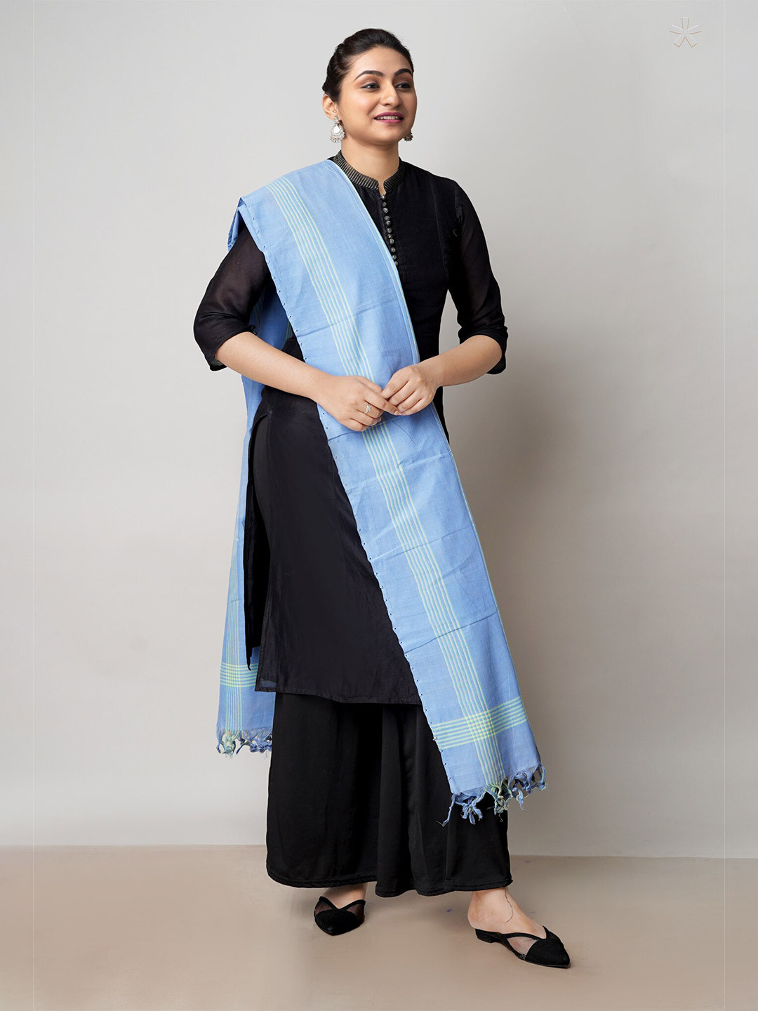 

Unnati Silks Mangalgiri Striped Pure Cotton Dupatta, Blue