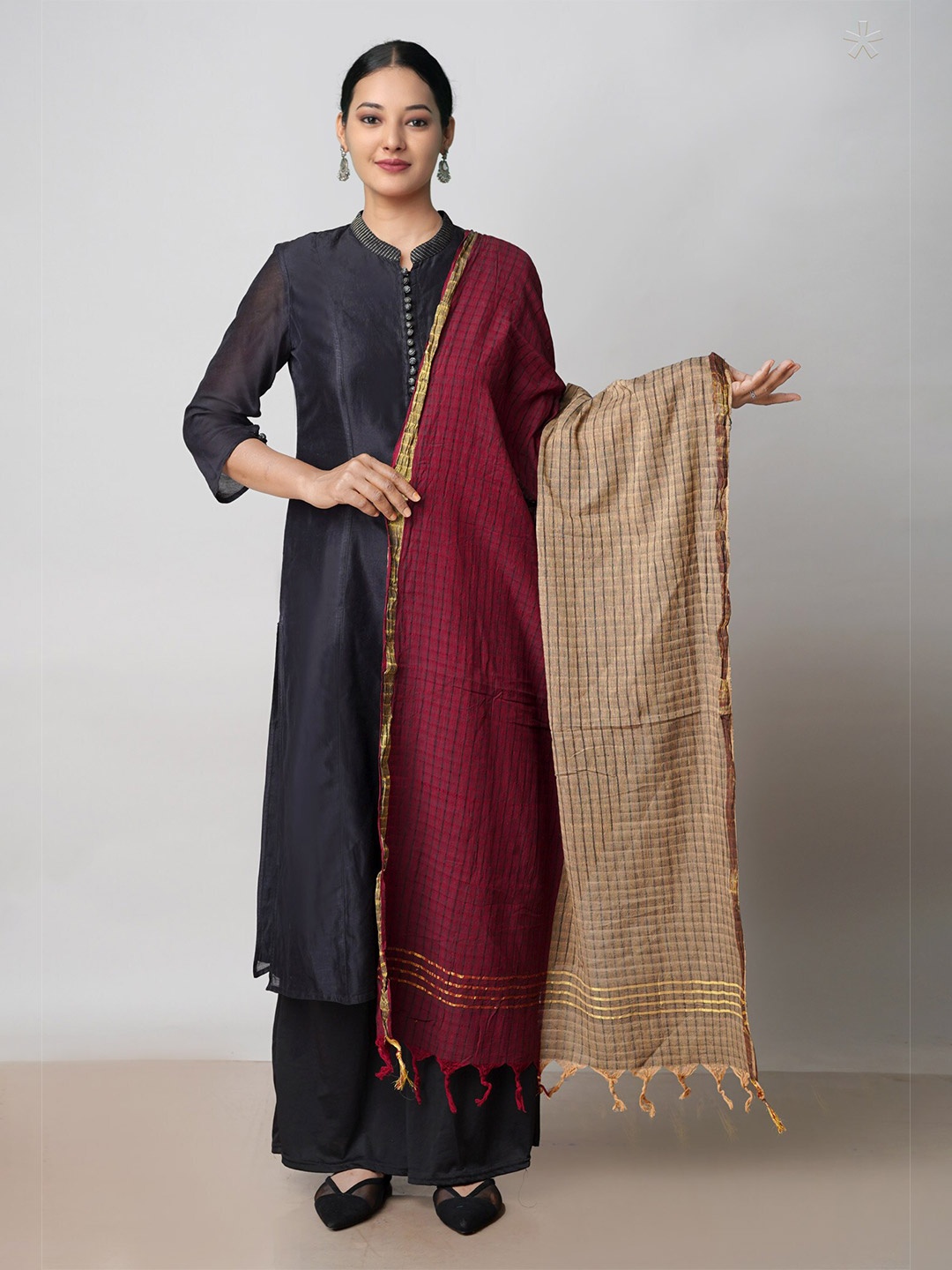 

Unnati Silks Striped Pure Cotton Dupatta, Maroon