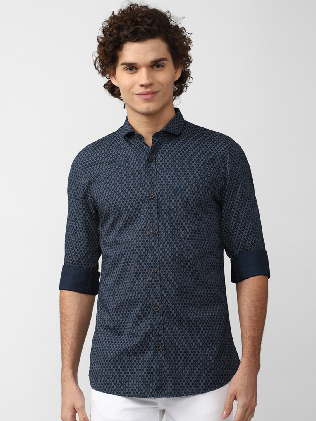 

PETER ENGLAND UNIVERSITY Slim Fit Geometric Printed Casual Pure Cotton Shirt, Navy blue