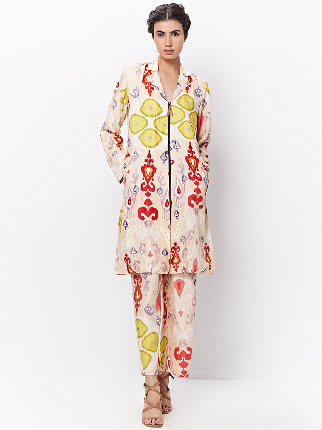 

Ancestry Floral Printed Lightweight Longline Tailored Jacket, Beige