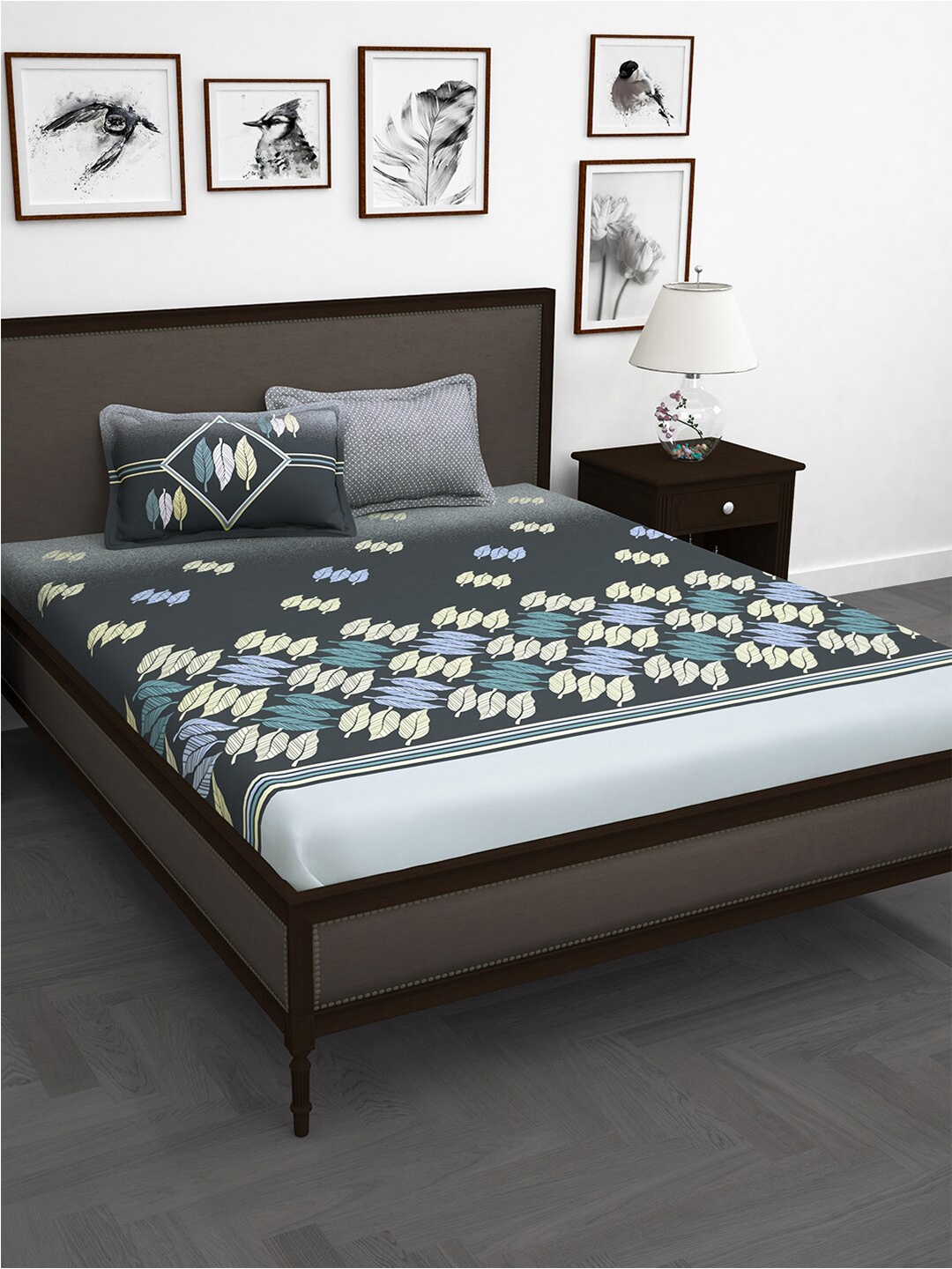 

Story@home Grey & Blue Leaves Print Cotton 210 TC King Bedsheet with 2 Pillow Covers