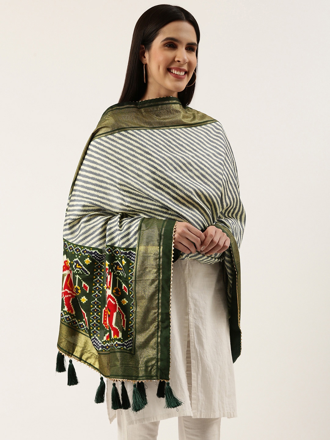 

LOOKNBOOK ART Striped Foil Print Dupatta with Gotta Patti, Green