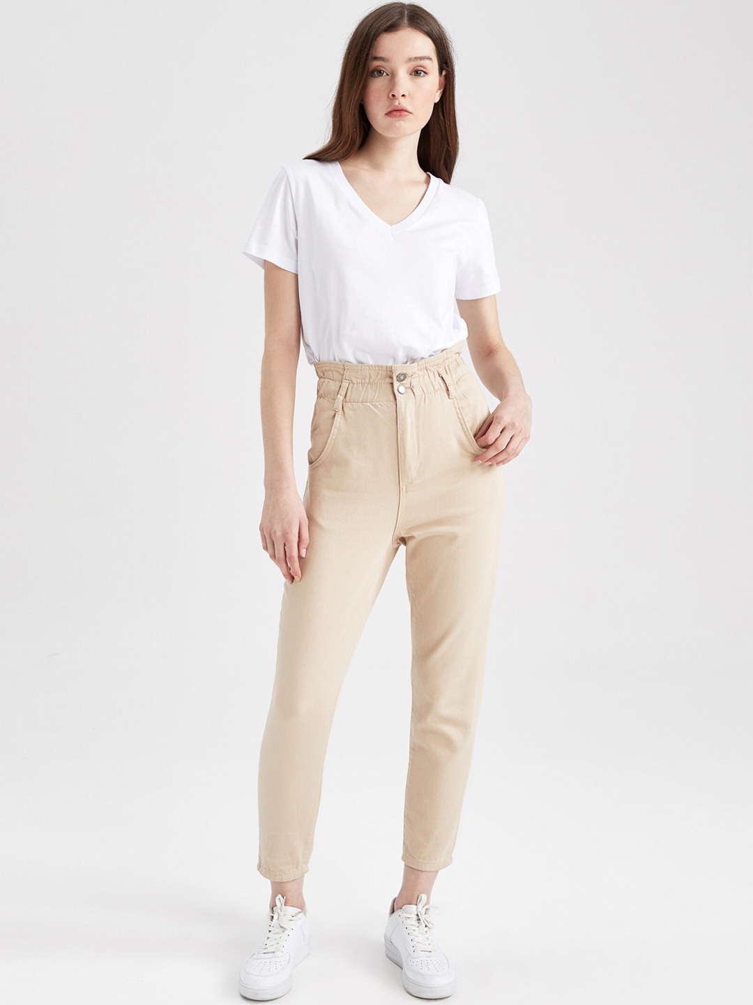 

DeFacto Women Mid-Rise Pure Cotton Trousers, Beige