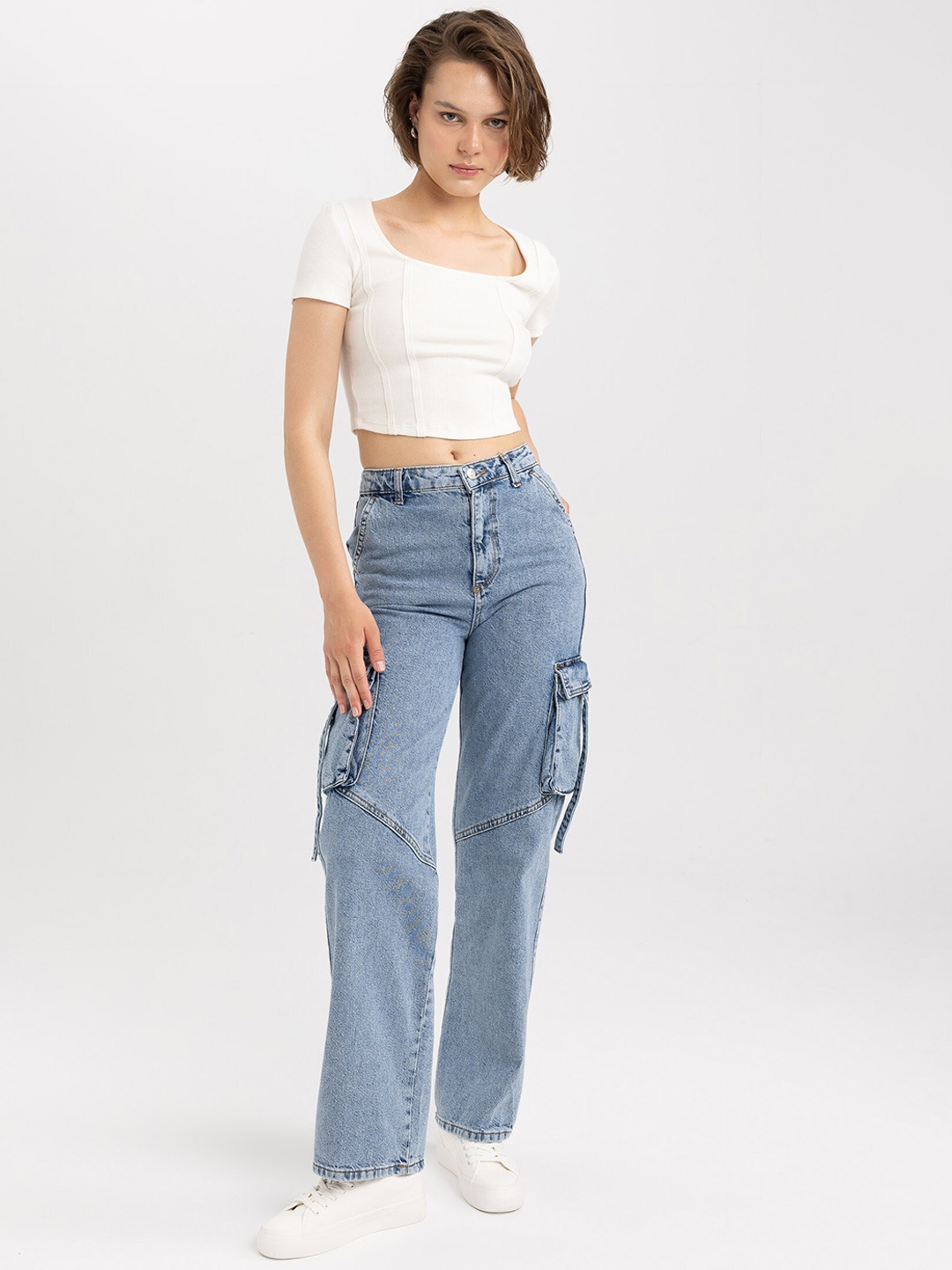 

DeFacto Women Clean Look Straight Fit Pure Cotton Jeans, Blue