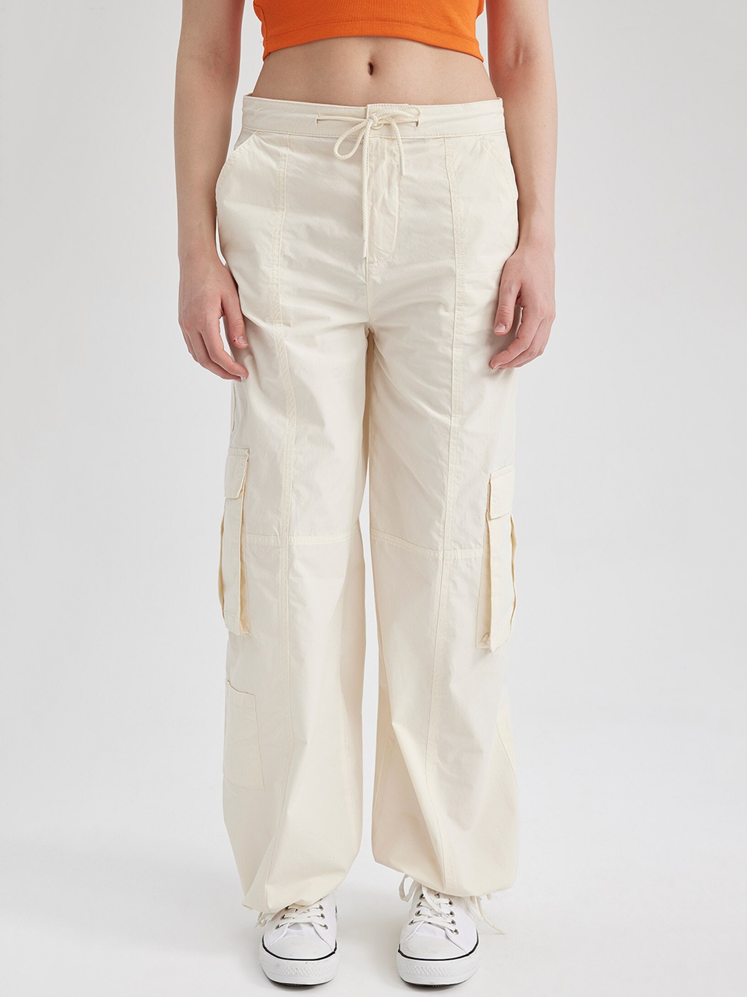 

DeFacto Women Mid-Rise Pure Cotton Cargos, Beige