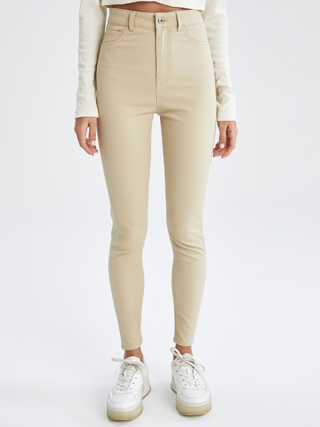 

DeFacto Mid-Rise Clean Look Cotton Jeans, Cream