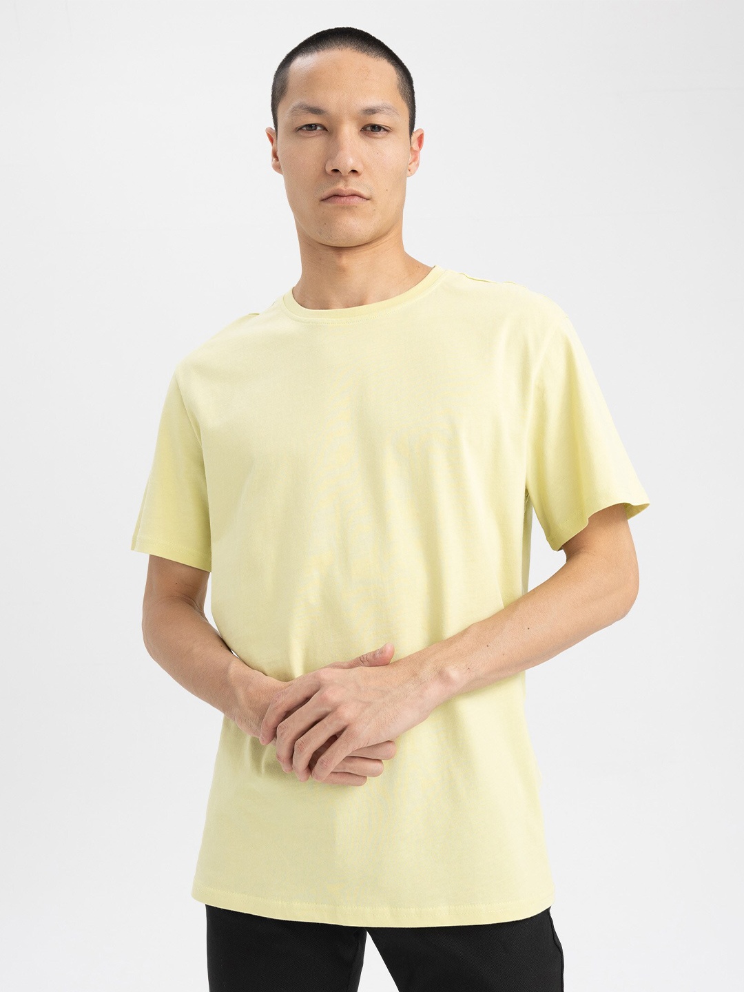 

DeFacto Round Neck Drop-Shoulder Sleeves Pure Cotton T-Shirt, Yellow