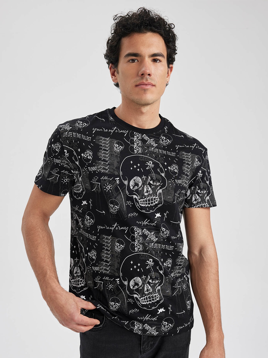 

DeFacto Typography Printed Pure Cotton T-shirt, Black