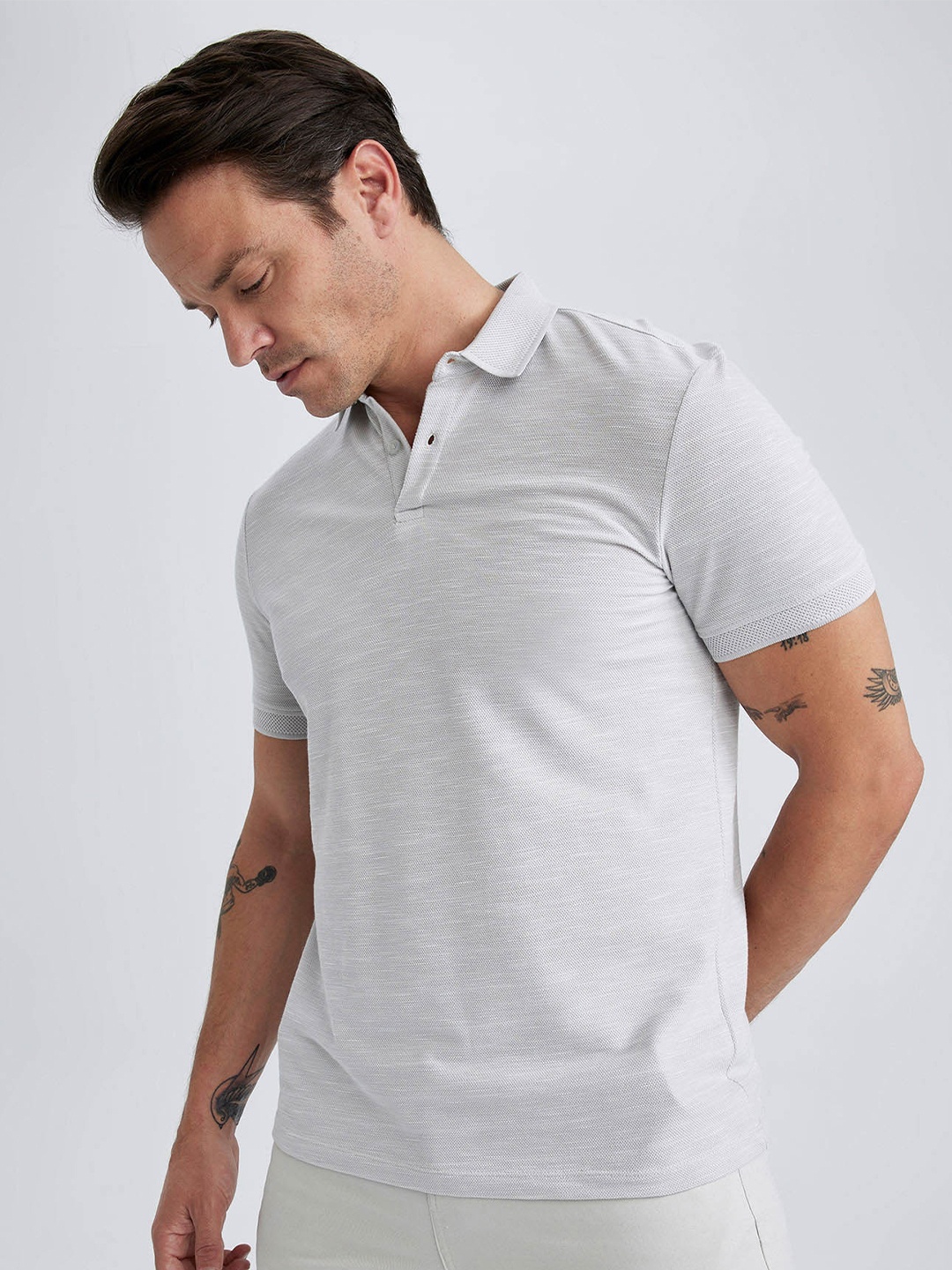 

DeFacto Polo Collar Short Sleeves T-shirt, Grey