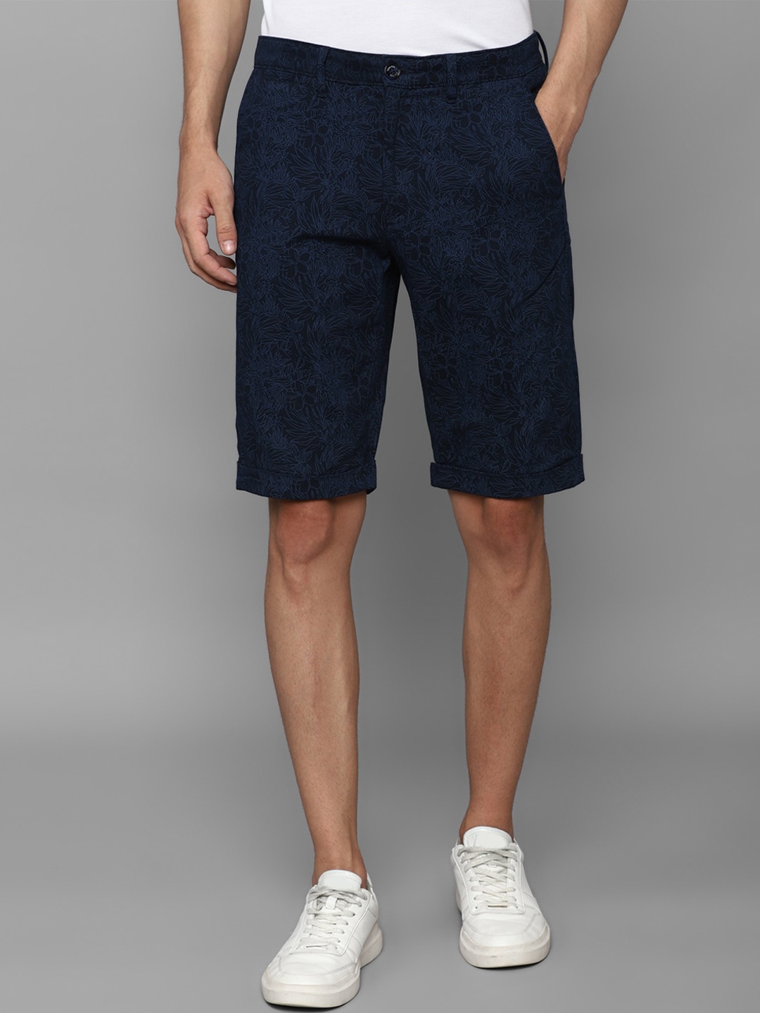 

Allen Solly Men Floral Printed Slim Fit Pure Cotton Shorts, Navy blue