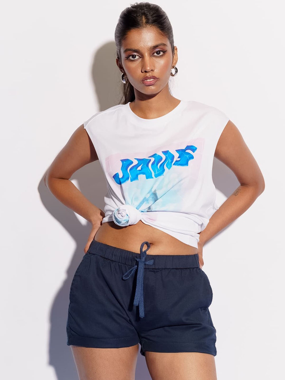 

FREAKINS Women Blue Skinny Fit Low-Rise Shorts, Navy blue