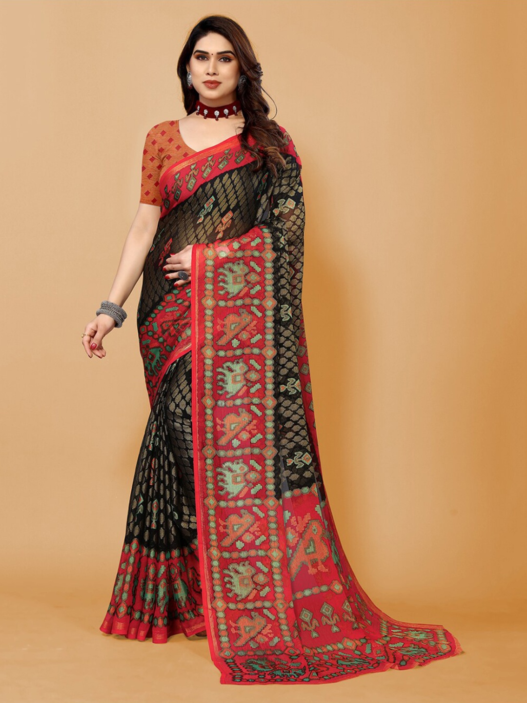 

FABMORA Ethnic Motifs Printed Saree, Black