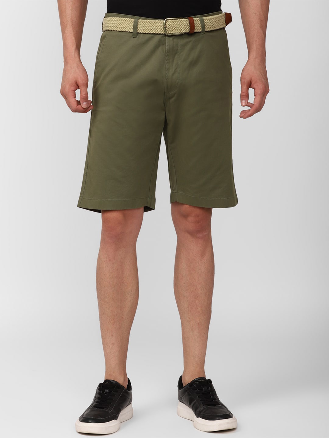 

SIMON CARTER LONDON Men Slim Fit Mid Rise Shorts, Olive