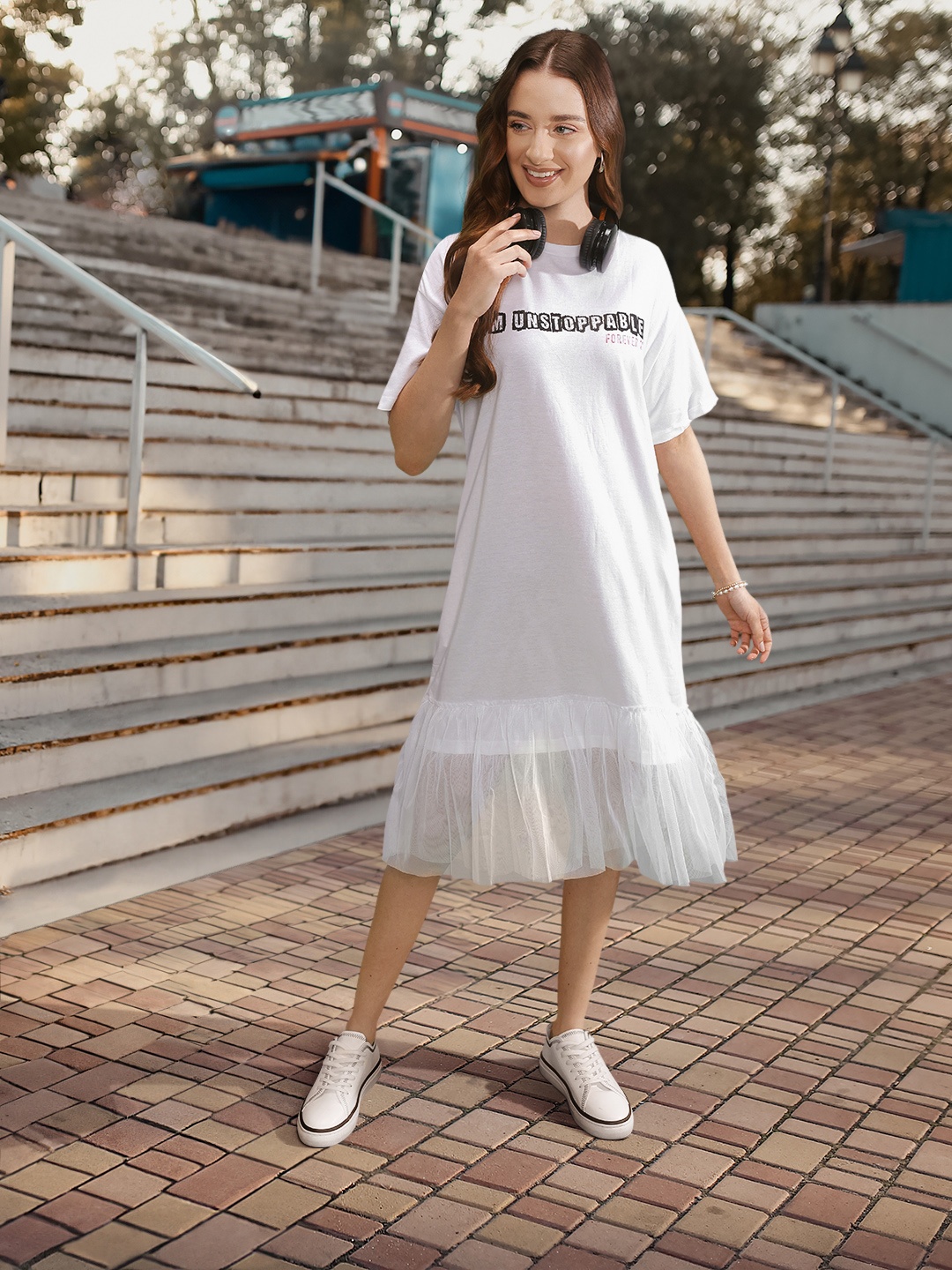 

FOREVER 21 White Typography Printed Drop Shoulder Sleeves A-Line Dress