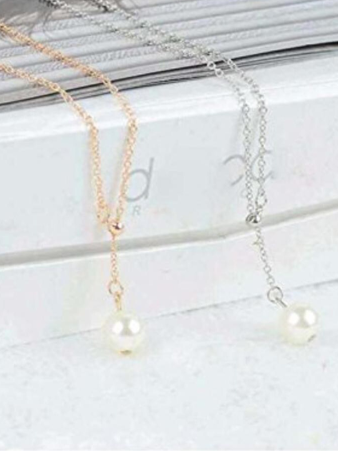 

MYKI Rose Gold-Plated Pearls Beaded Chain