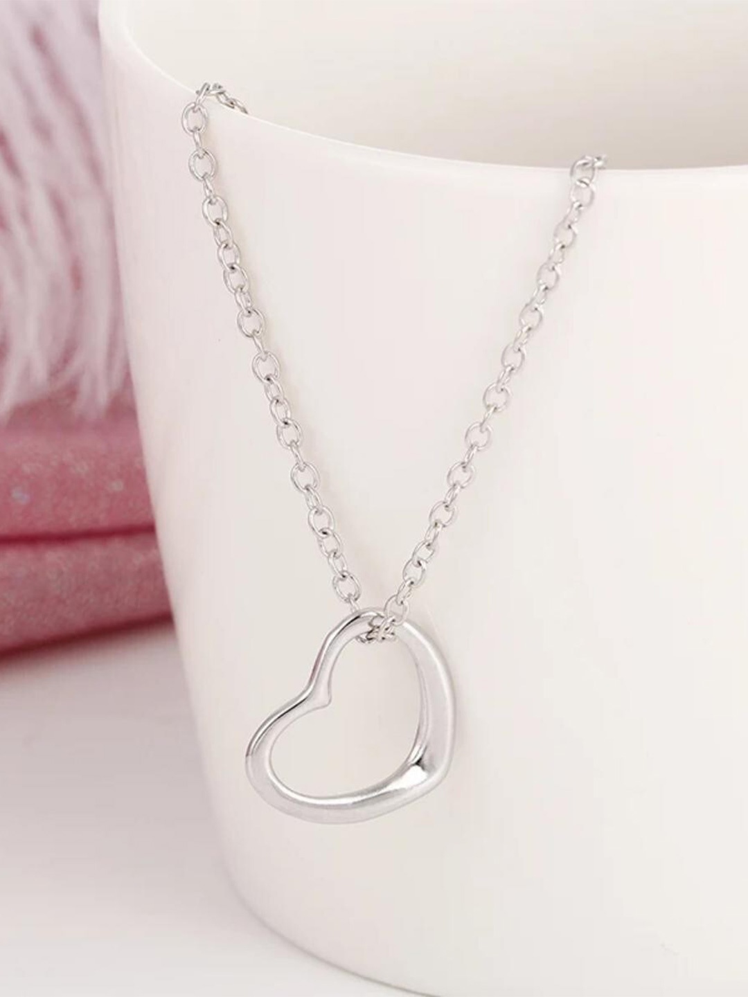 

MYKI Silver-Plated Sweet Heart Pendant Chain