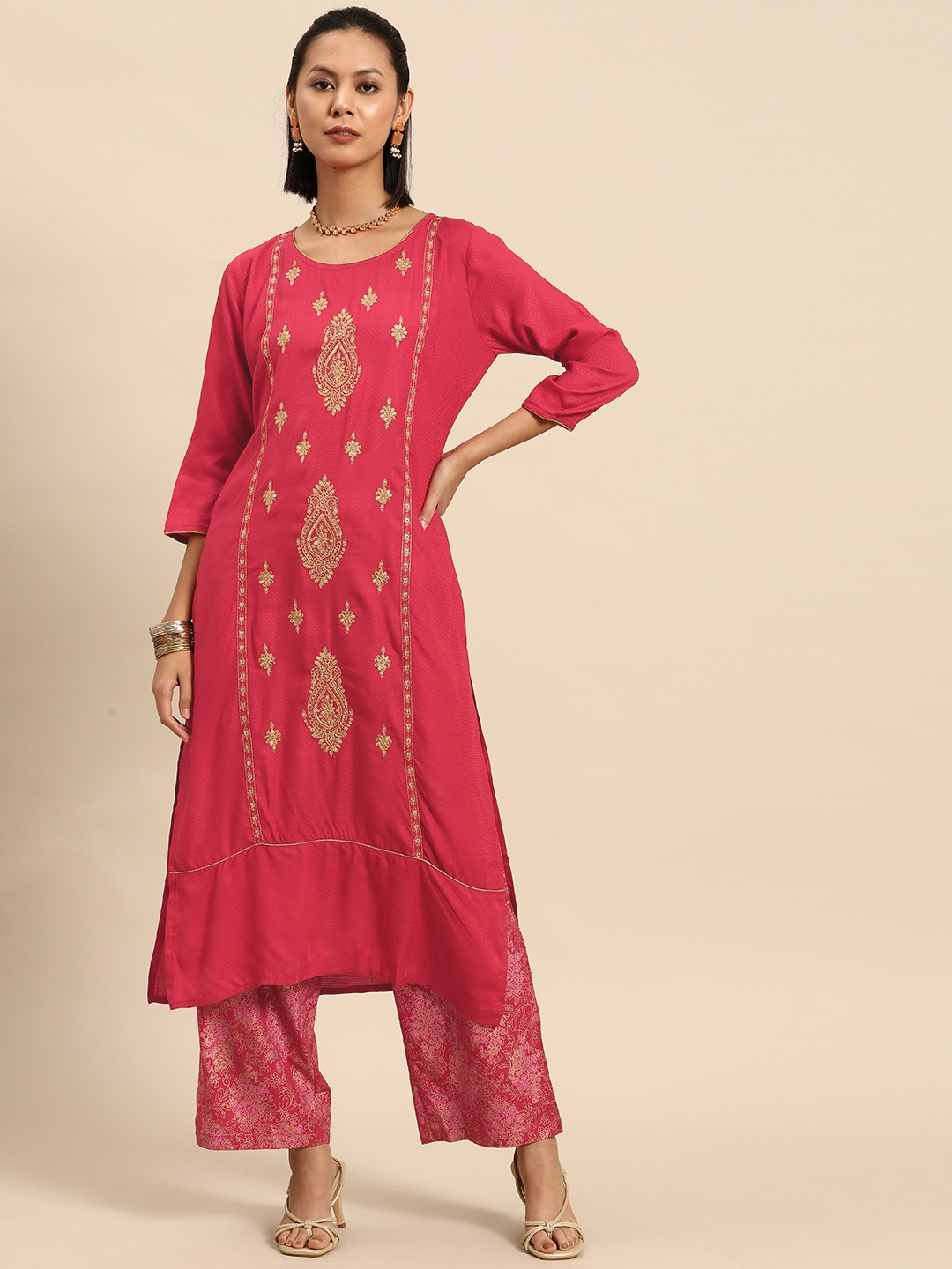 

all about you Women Ethnic Motifs Printed Regular Liva Kurta & Palazzos, Red