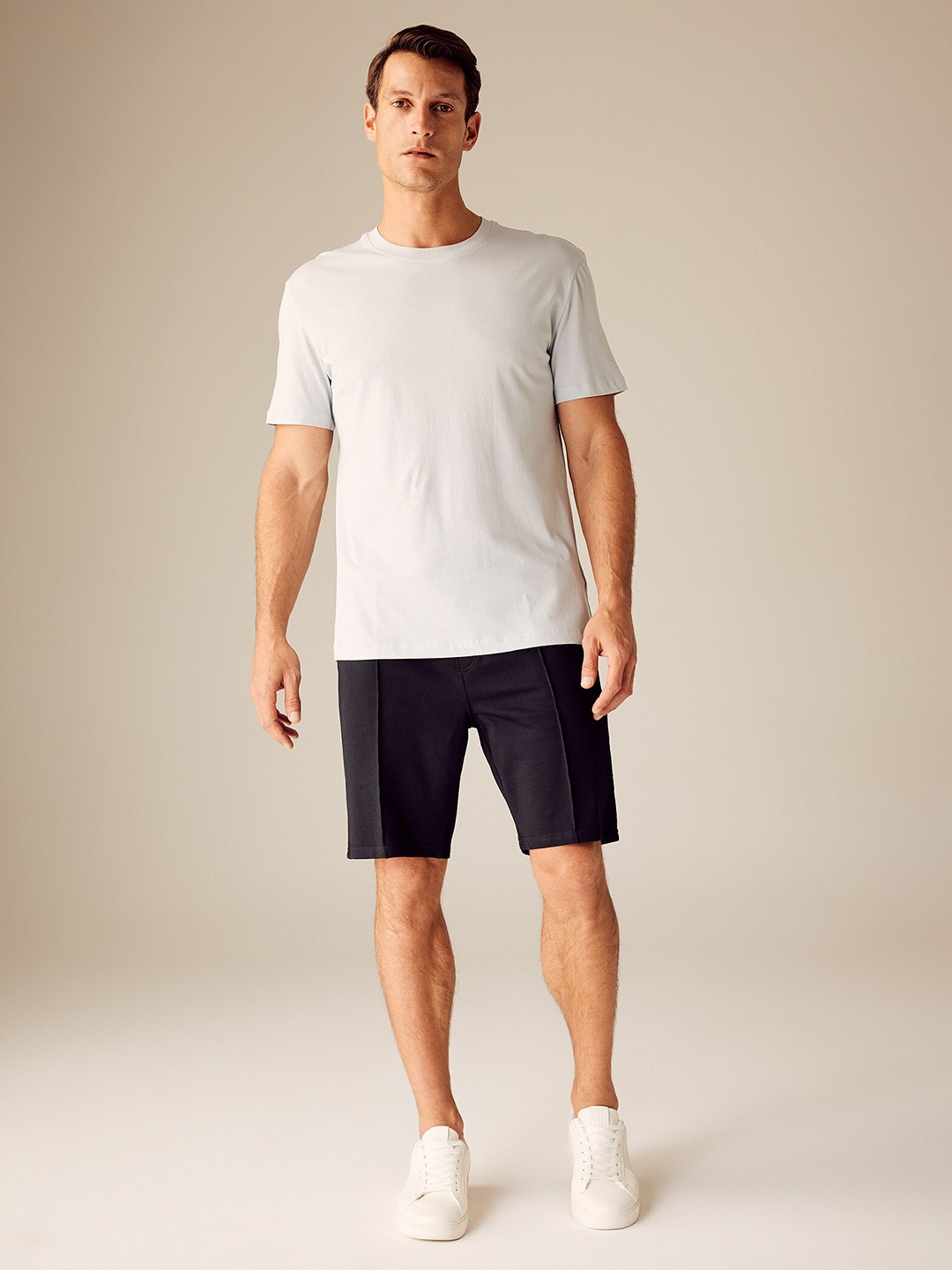 

DeFacto Men Slim Fit Shorts, Black