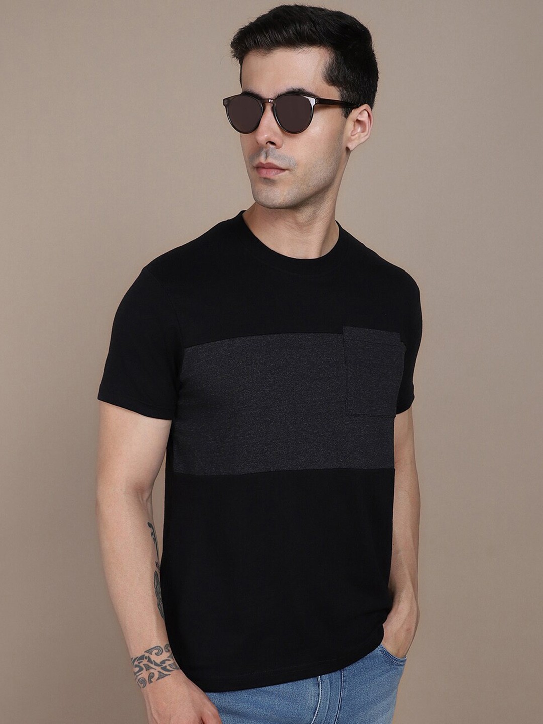 

Dennis Lingo Round Neck Slim Fit Cotton T-shirt, Black