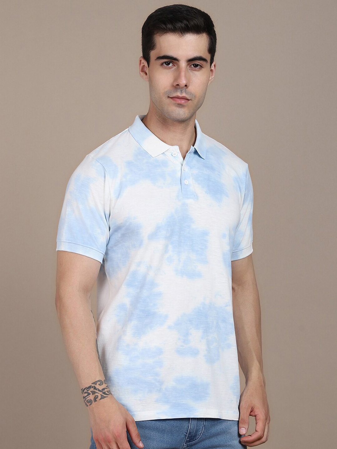 

Dennis Lingo Men Blue Tie and Dyed Polo Collar Pure Cotton T-shirt