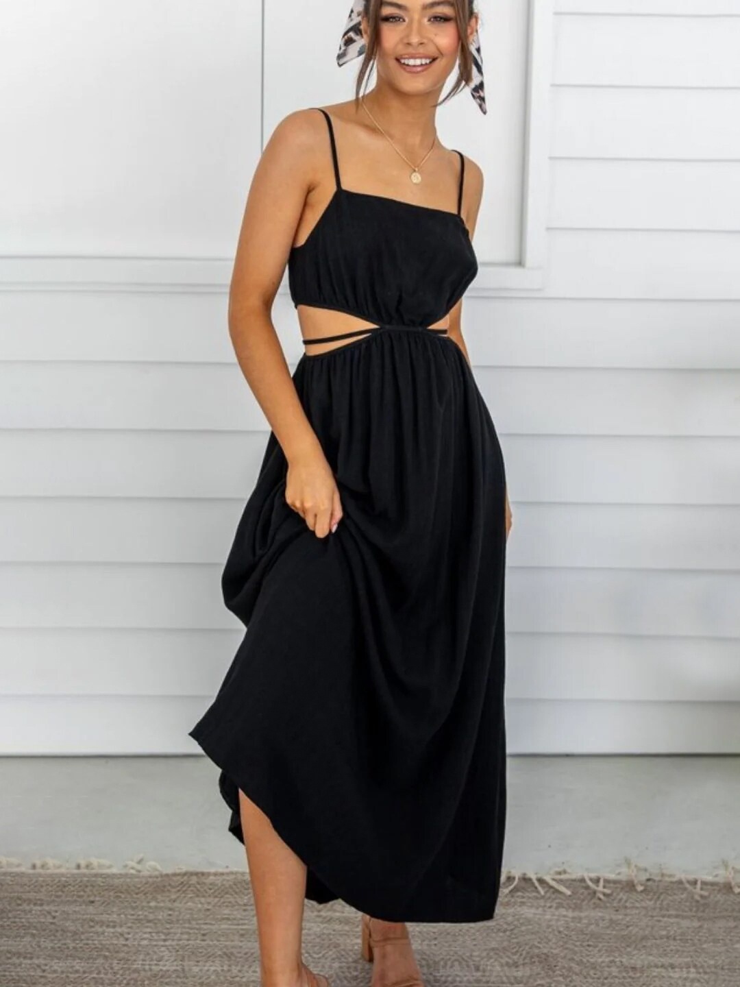 

Styched Shoulder Straps Cut Outs Detail Maxi Dress, Black