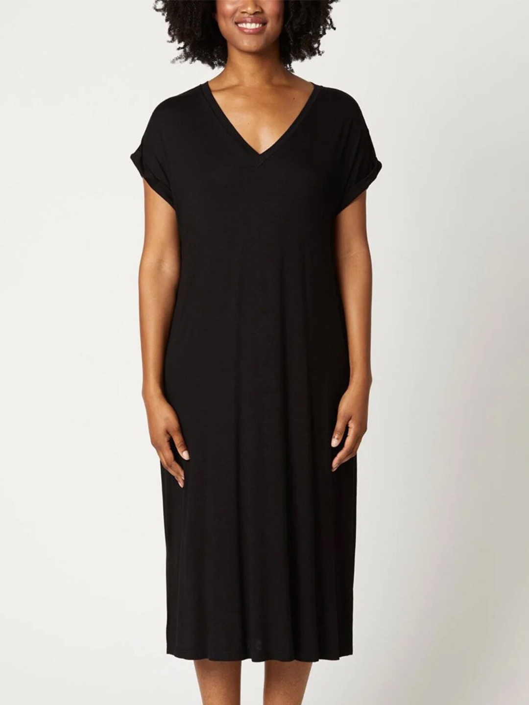 

Styched V-Neck A-Line Midi Dress, Black