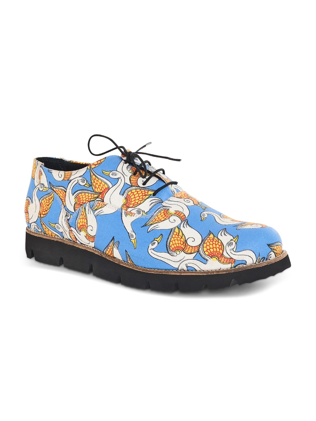 

Kanvas Men Blue & White Swan In Water Printed Textile Comfort Insole Oxfords